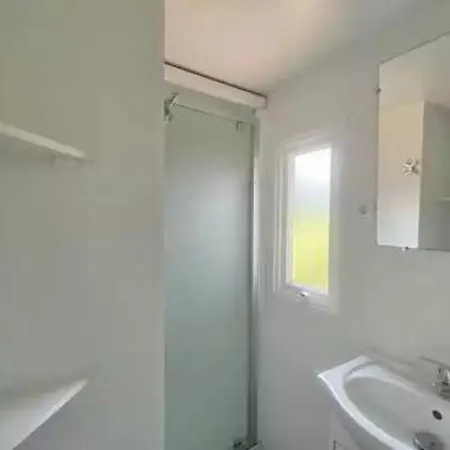 3 Etoiles - Piscine - Eebeca Kamp alanı