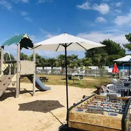 3 Etoiles - Piscine - Eebeca Kamp alanı *